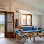 Seahouse With View Appartement