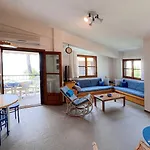 Seahouse With View Appartement