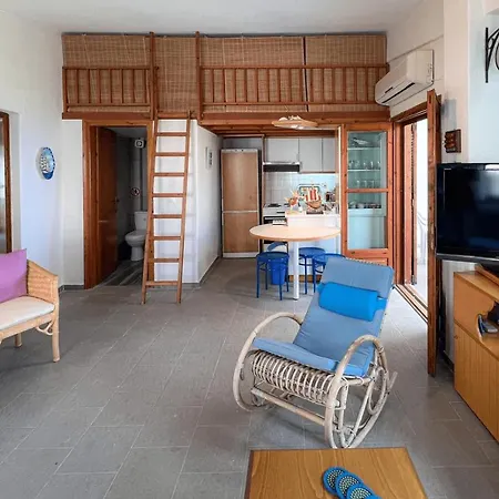 Seahouse With View Apartman *