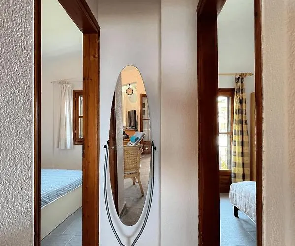 Seahouse With View *