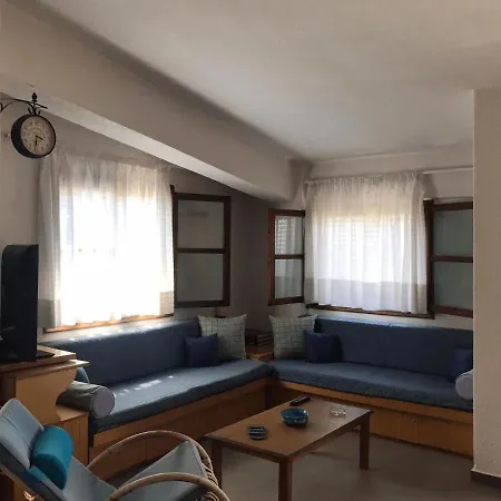 Seahouse With View Apartment *