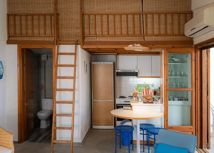 Seahouse With View Psakoudia