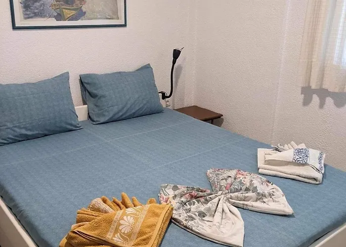 Seahouse With View *